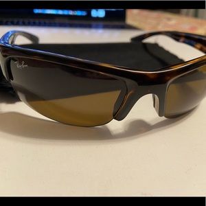 NEW Rayban Sunglasses RB4173 710/73 Tortiouse